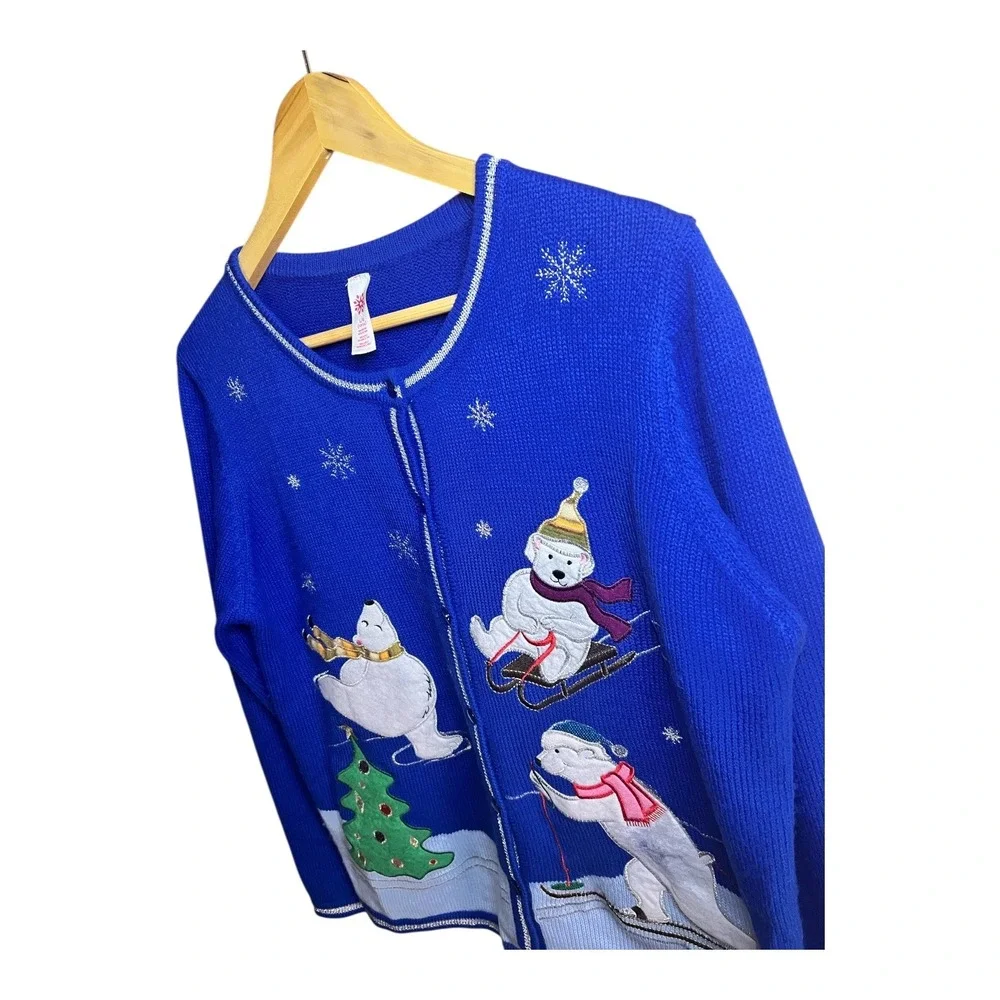 Novelty Christmas Cardigan L Polar Bear Skiing Sledding Ugly‎ Festive Holiday